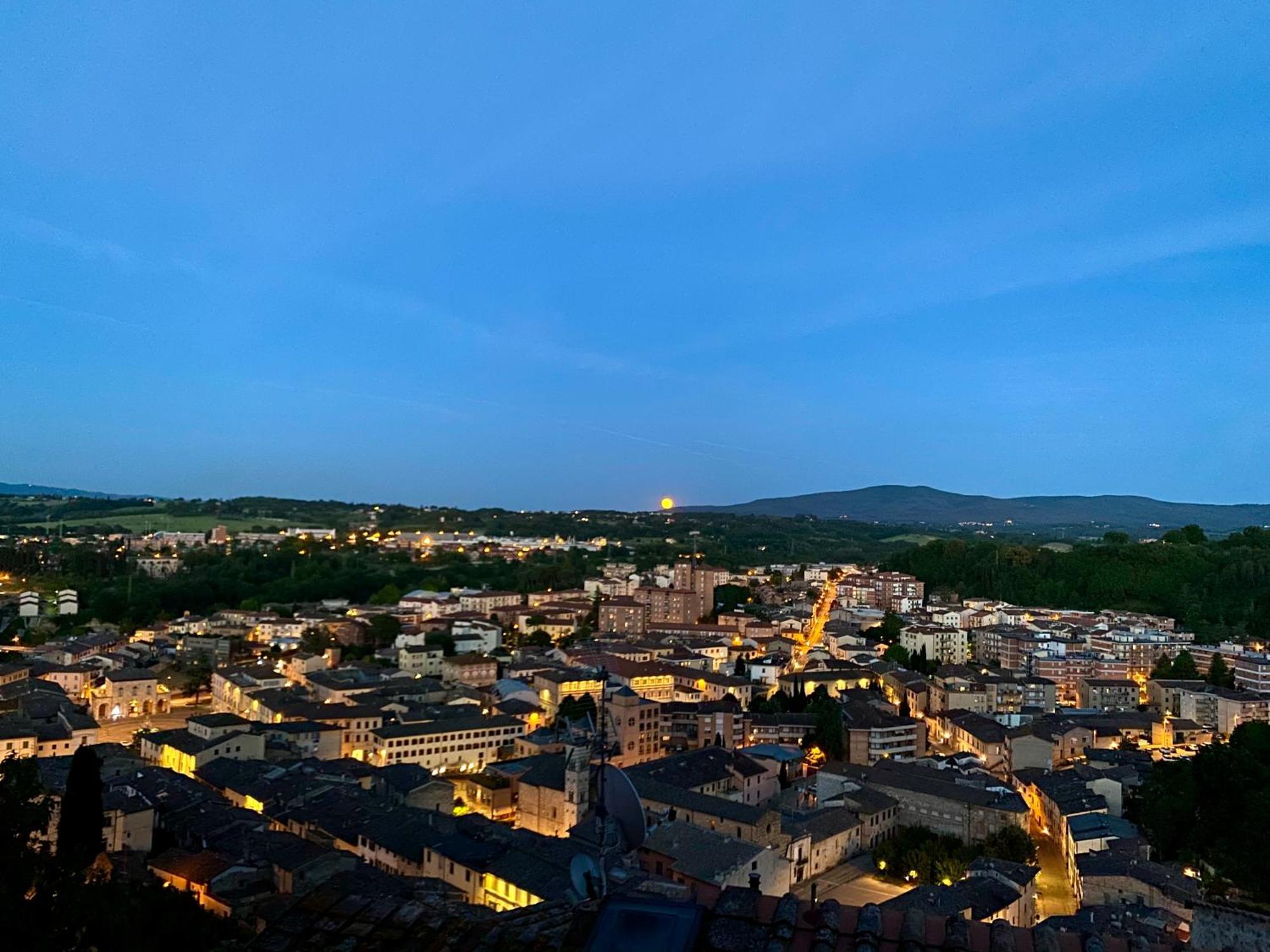 La Torre Di Canonica Colle Val D'Elsa Esterno foto