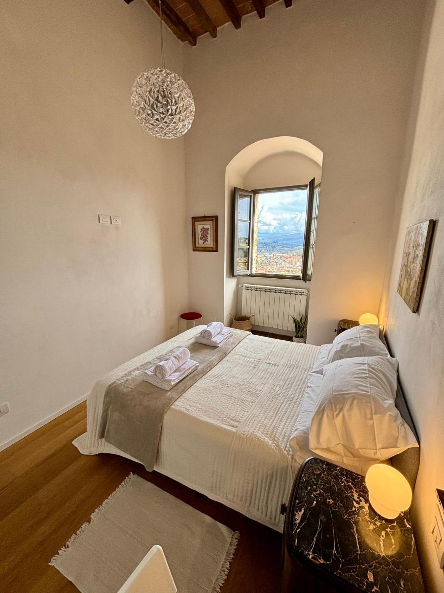 La Torre Di Canonica Colle Val D'Elsa Esterno foto